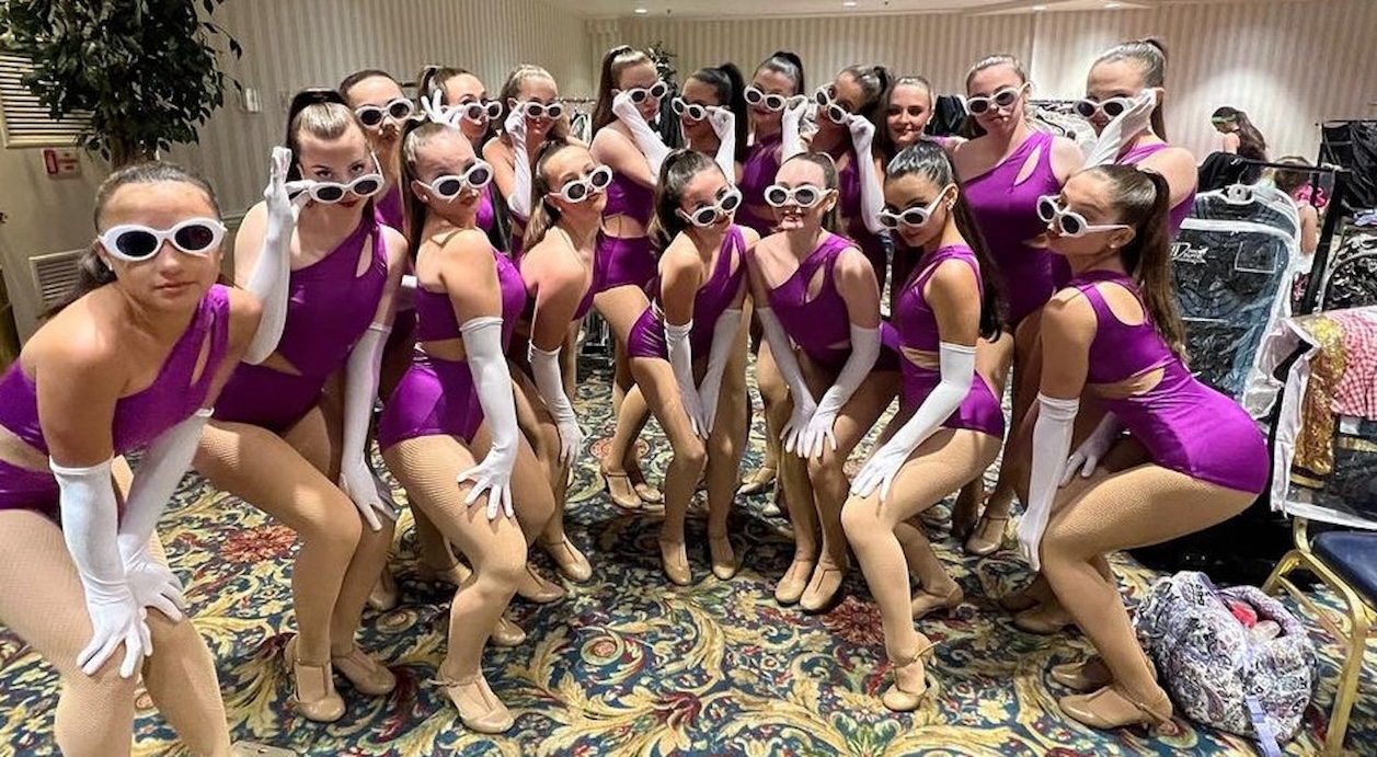 Group of girls in purple costumes4