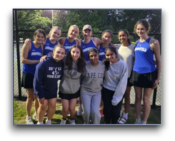Saara and tennis team