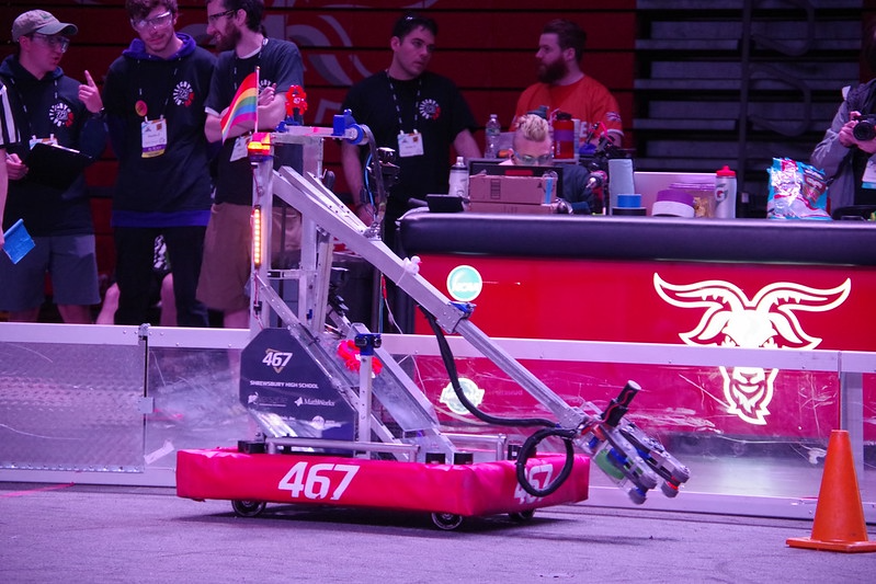 Photo of Shrewsbury Robotics Team at WPI